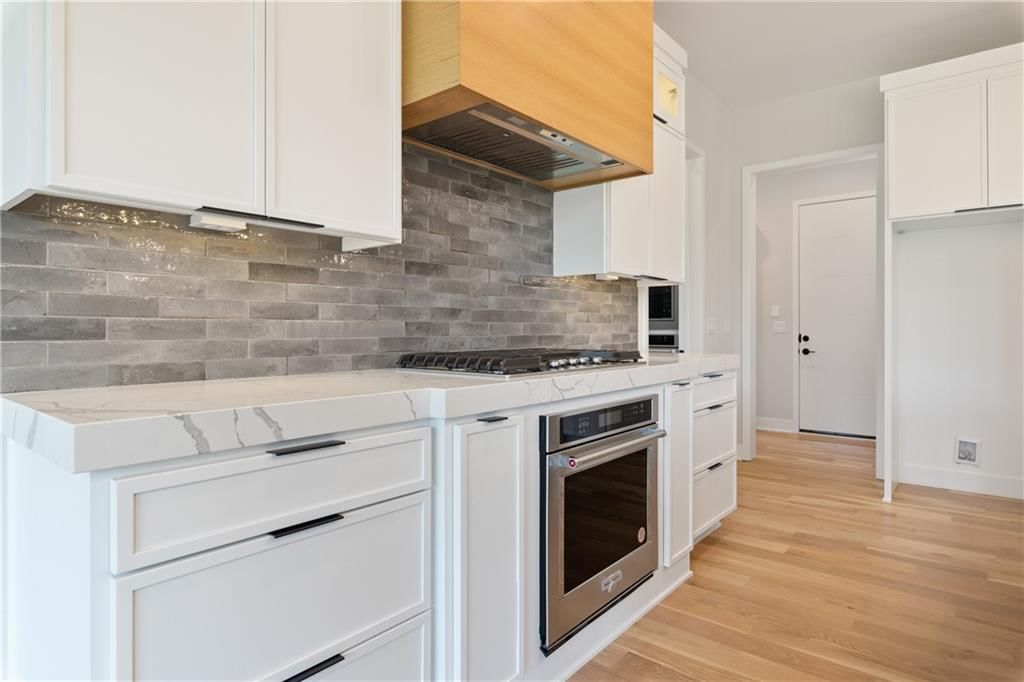 16921 Barton Street — photo 15