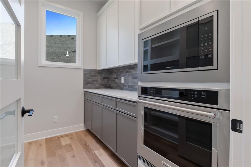 16921 Barton Street — photo 18