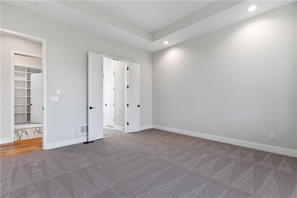 16921 Barton Street — photo 21