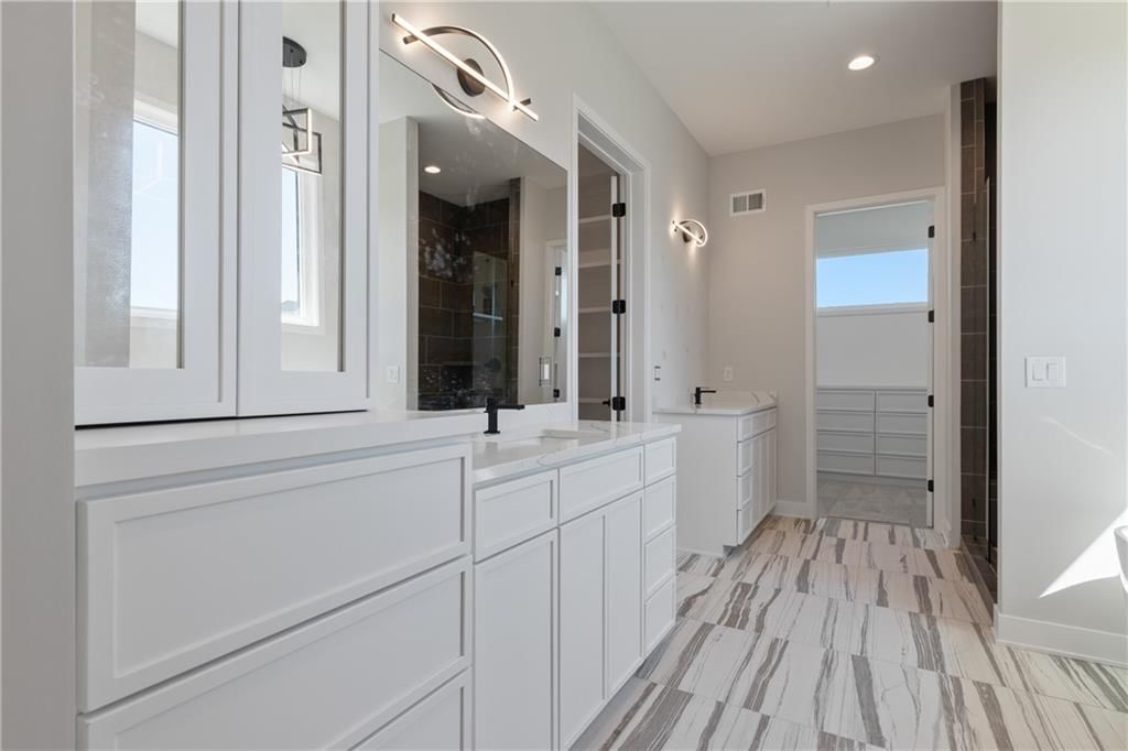 16921 Barton Street — photo 23