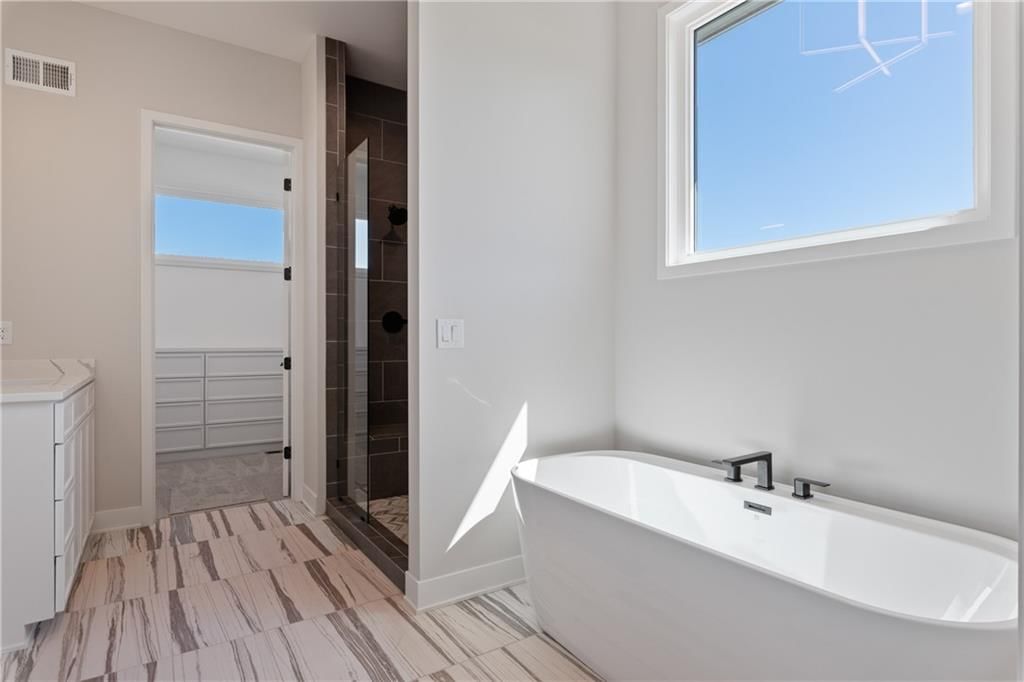 16921 Barton Street — photo 24