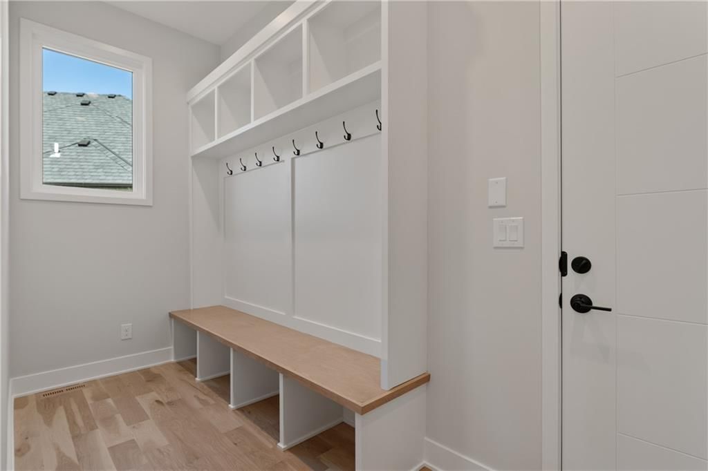 16921 Barton Street — photo 33