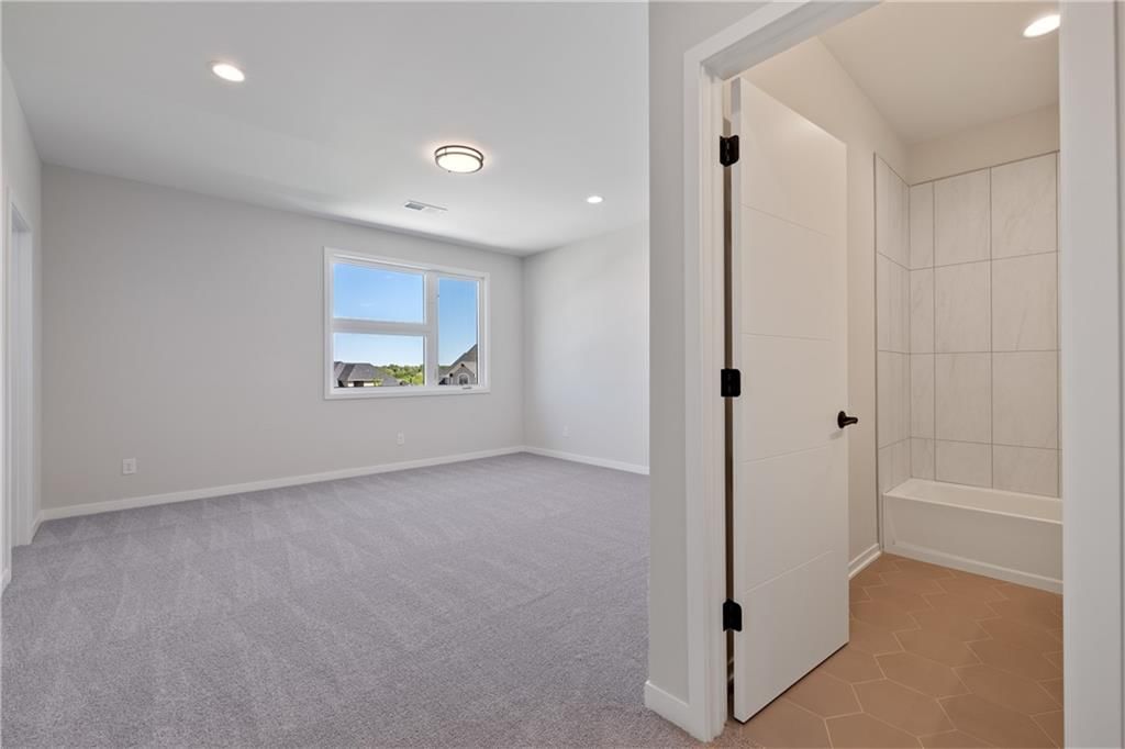 16921 Barton Street — photo 35