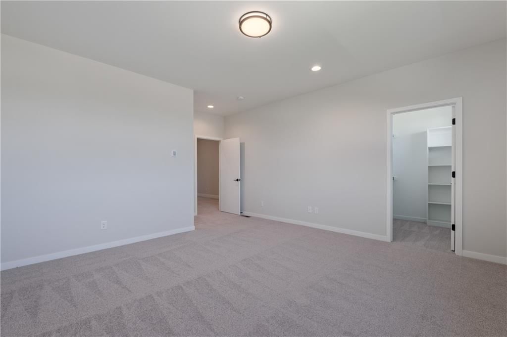 16921 Barton Street — photo 36