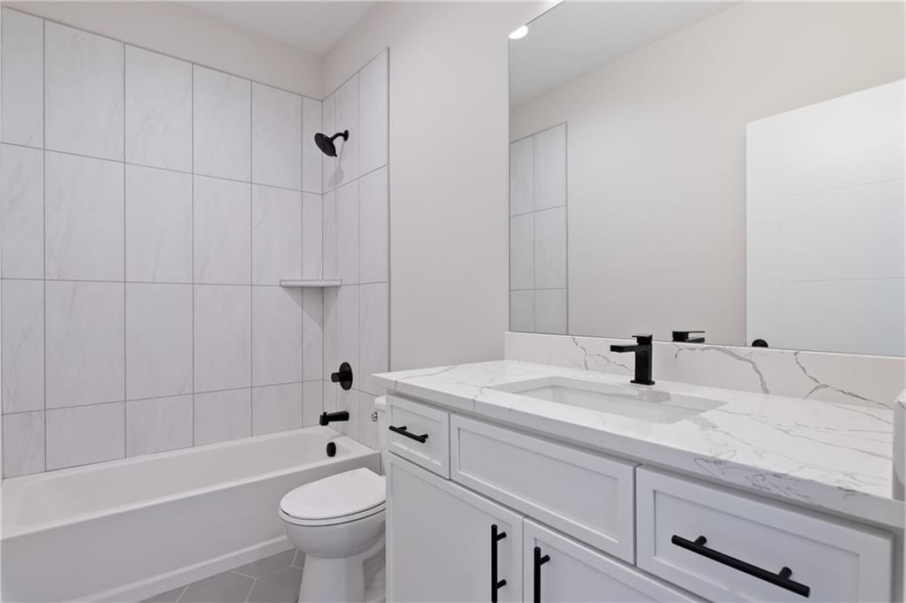 16921 Barton Street — photo 37