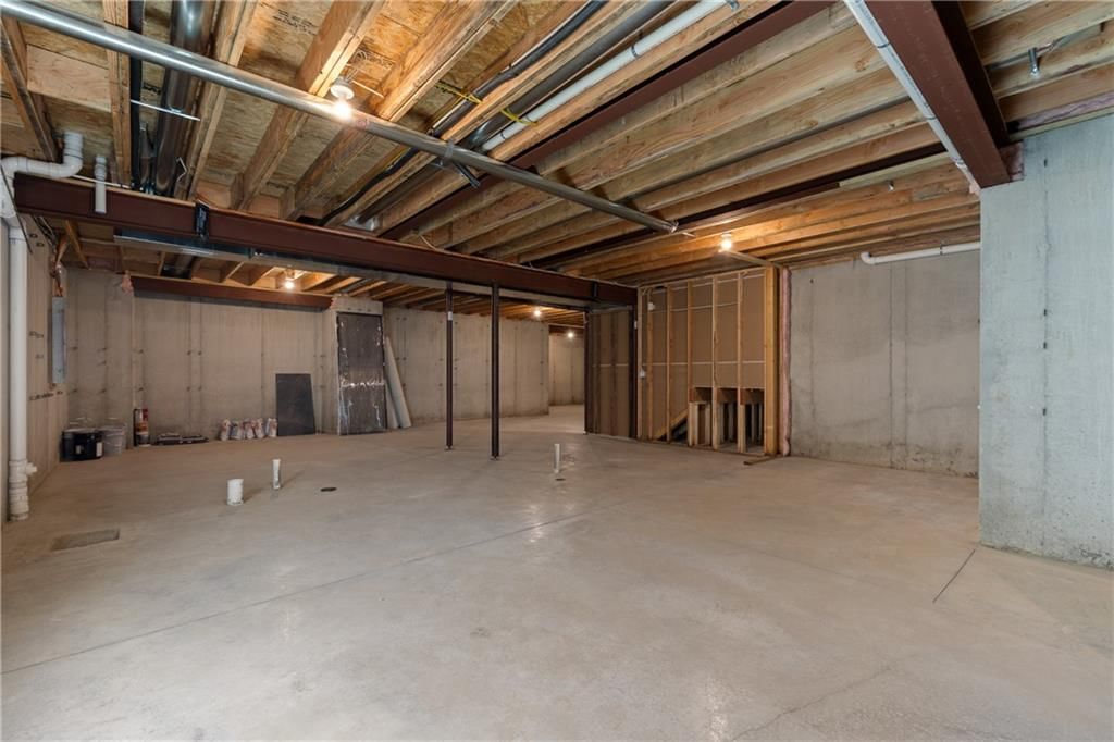 16921 Barton Street — photo 50