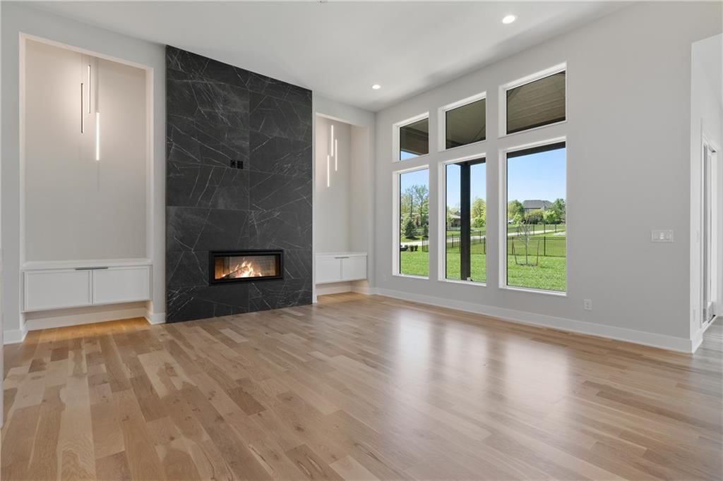 16921 Barton Street — photo 10