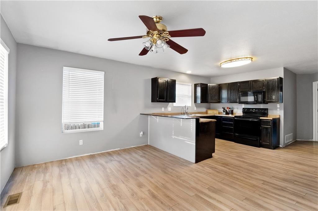 600 High Prairie Place — photo 18