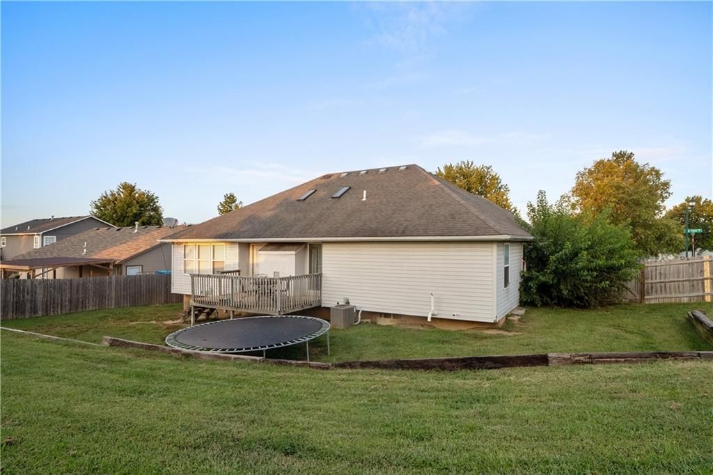 600 High Prairie Place — photo 25