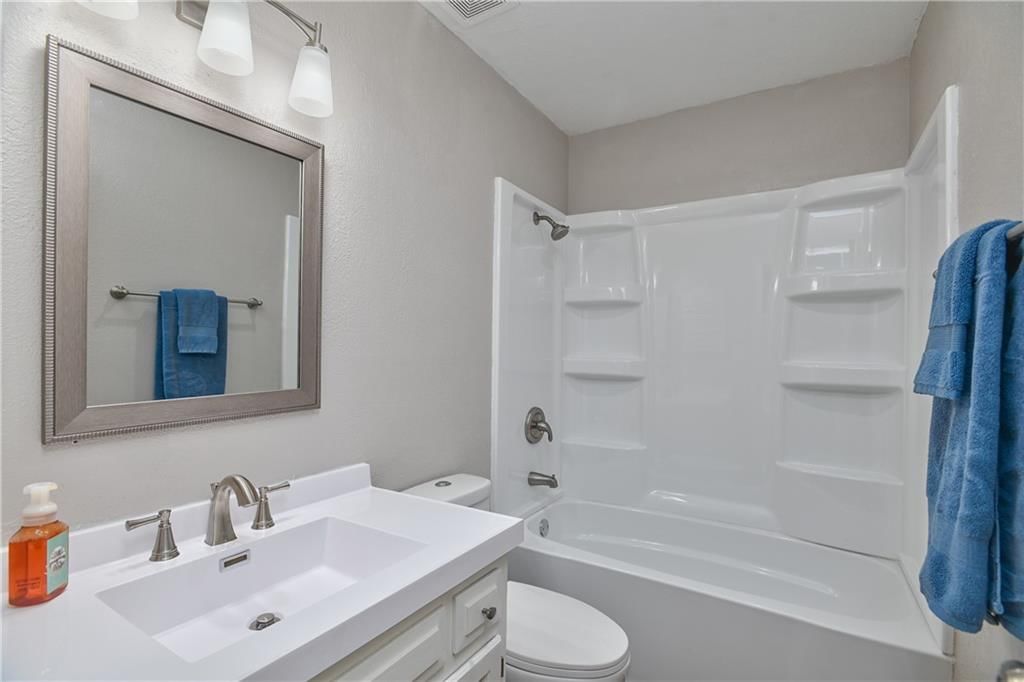 12362 W 107 Terrace — photo 16