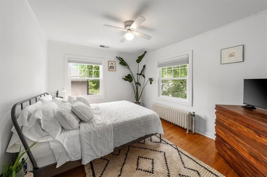 401 W 60th Terrace — photo 30