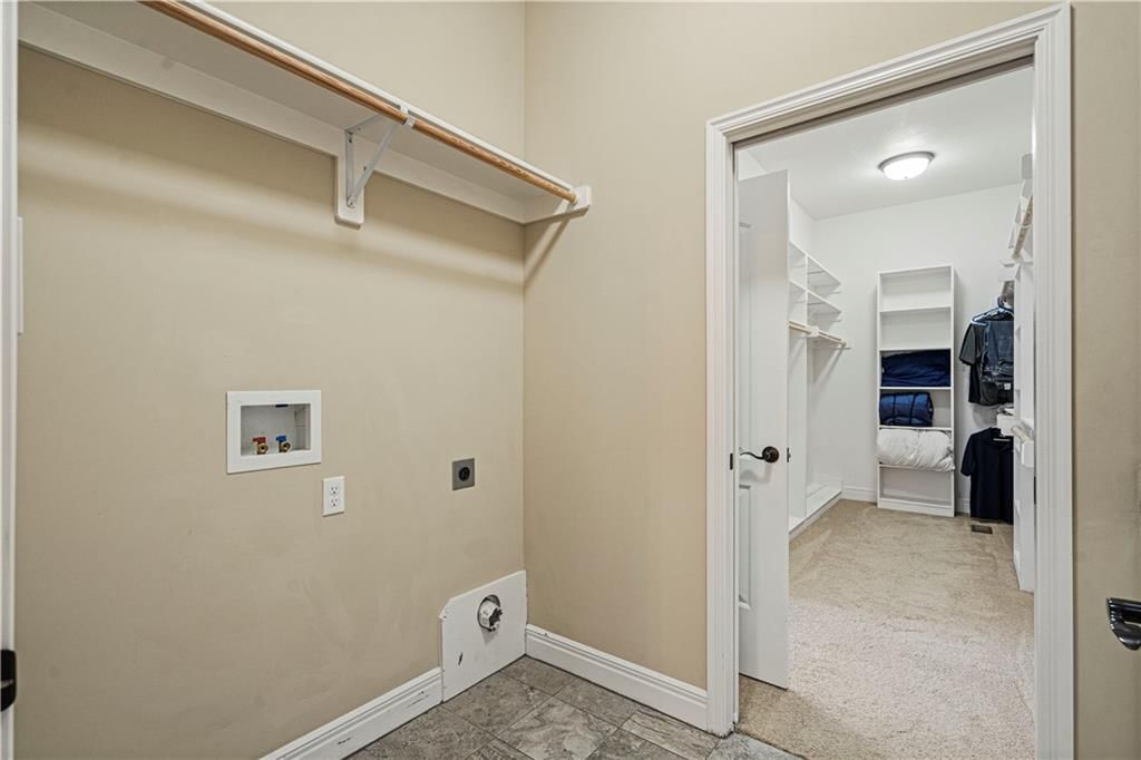 9752 Hastings Street — photo 17