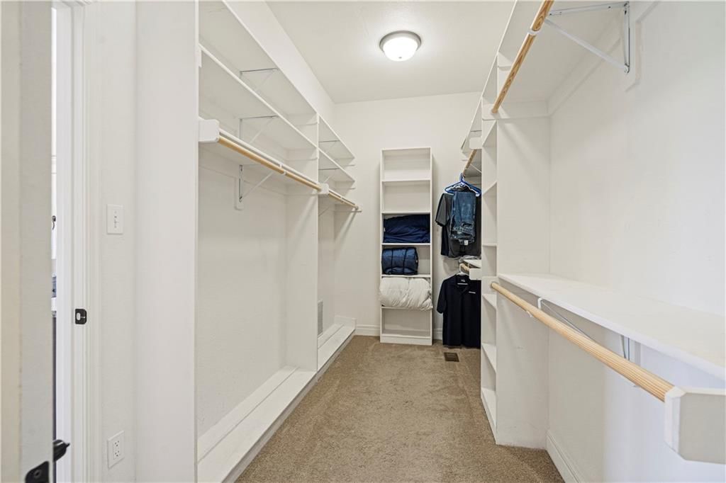 9752 Hastings Street — photo 23