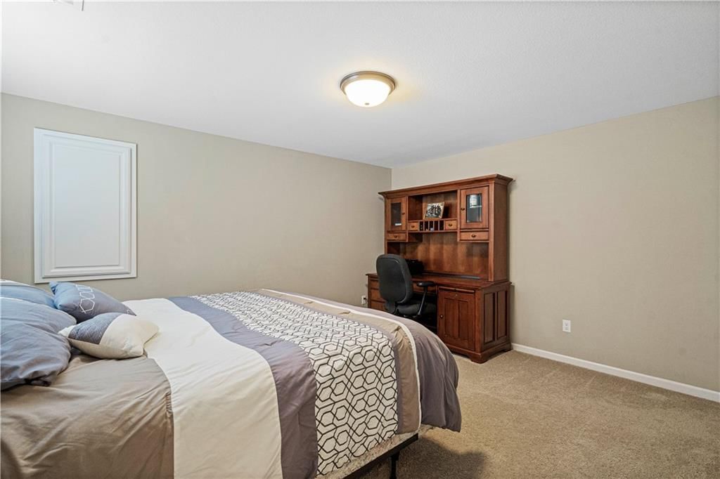 9752 Hastings Street — photo 30