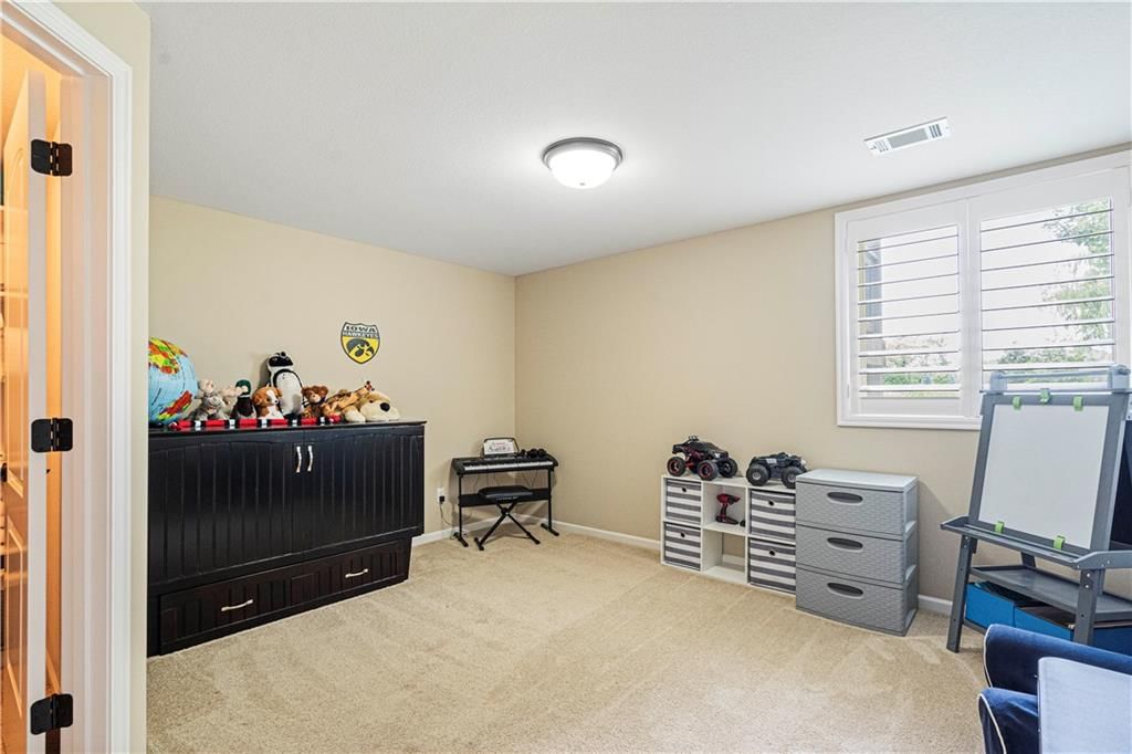 9752 Hastings Street — photo 32