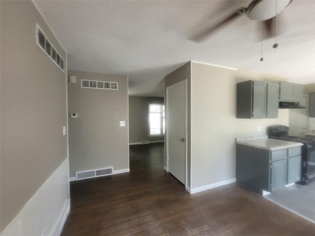 8013 E 133rd Street — photo 12
