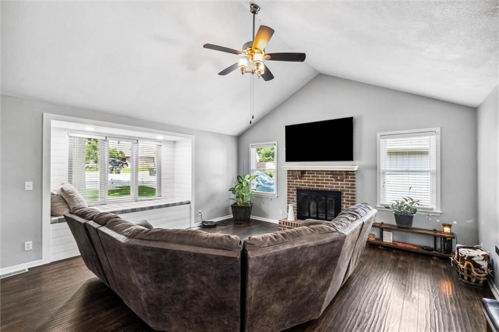 931 Chalk Hill Court — photo 5
