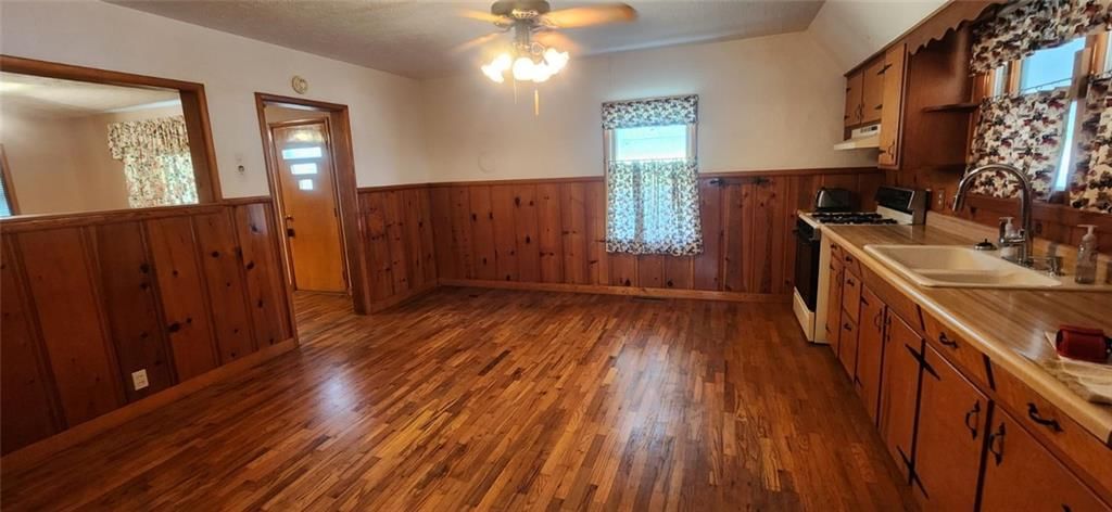4750 NW HIGHWAY 7 Highway — photo 8