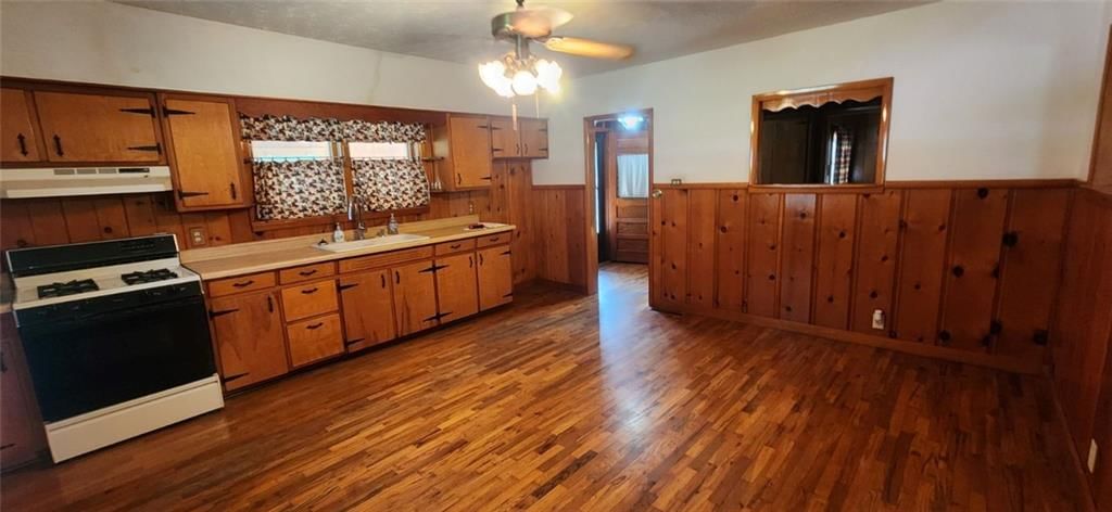 4750 NW HIGHWAY 7 Highway — photo 9