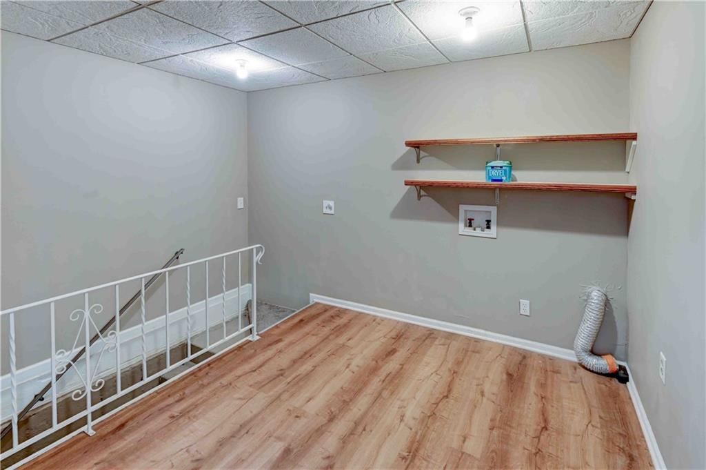 10707 E 49th Street — photo 32