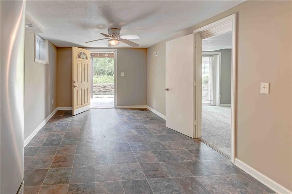 10707 E 49th Street — photo 39