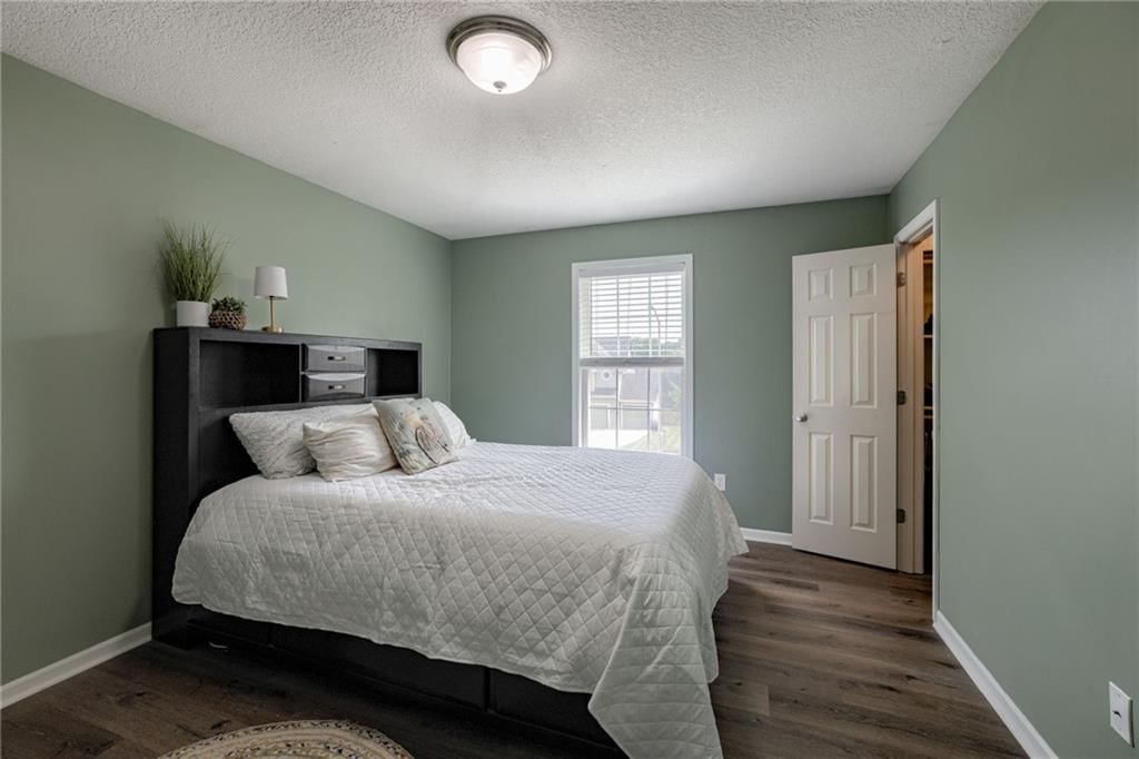 9006 N Hull Avenue — photo 29