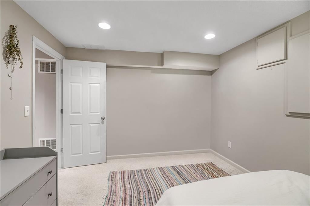 9006 N Hull Avenue — photo 44