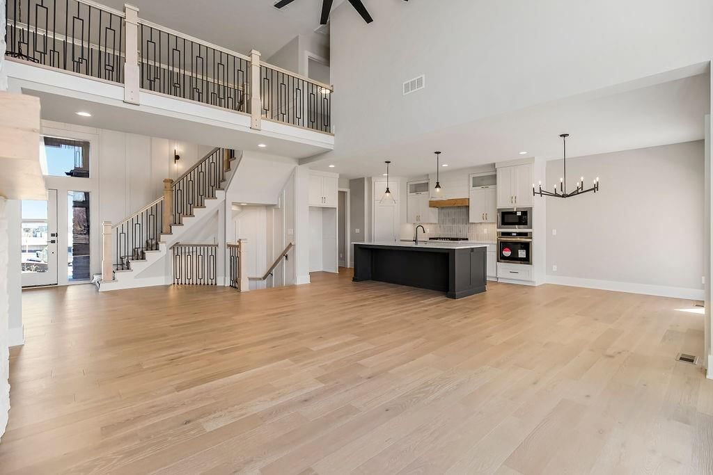 18267 W 168th Terrace — photo 8