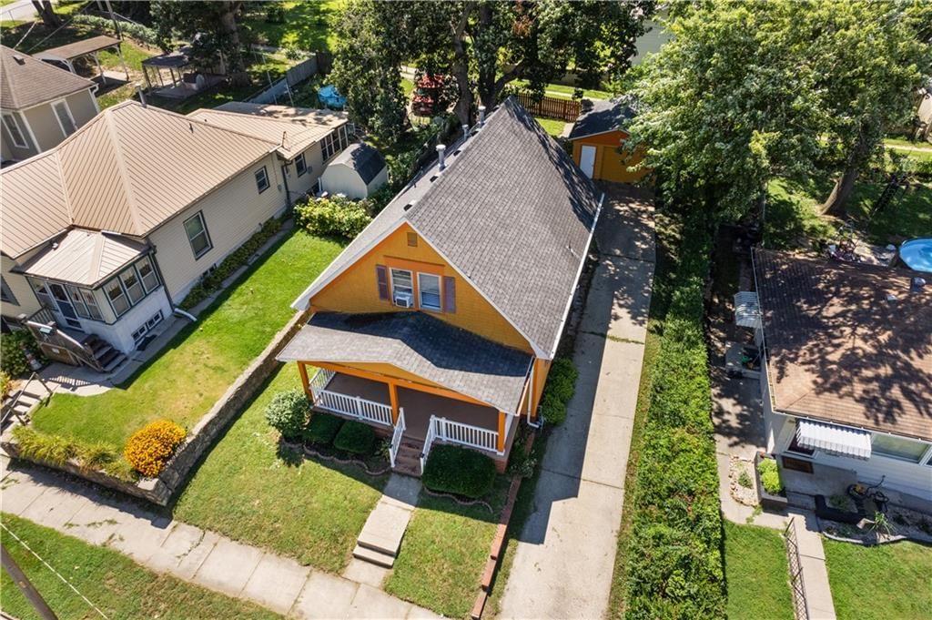 3320 Seneca Street — photo 17