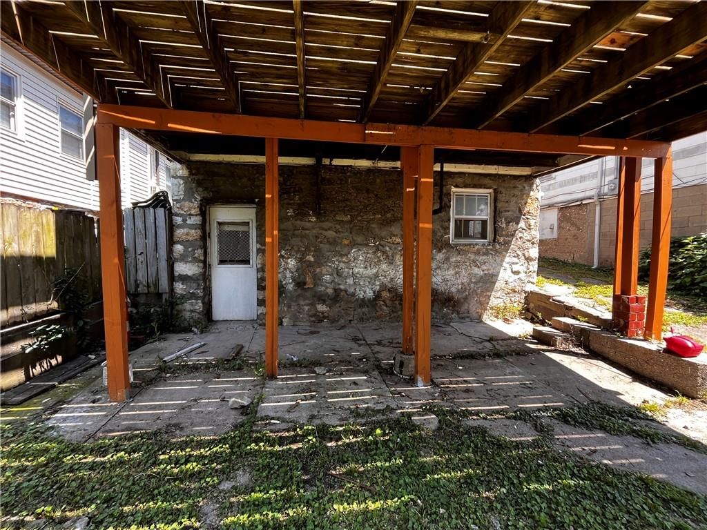 2624 Jarboe Street — photo 6