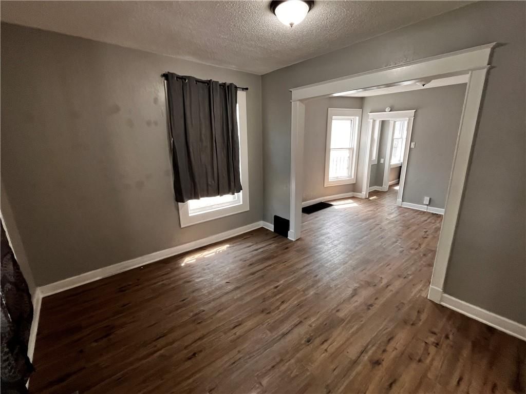 2624 Jarboe Street — photo 7