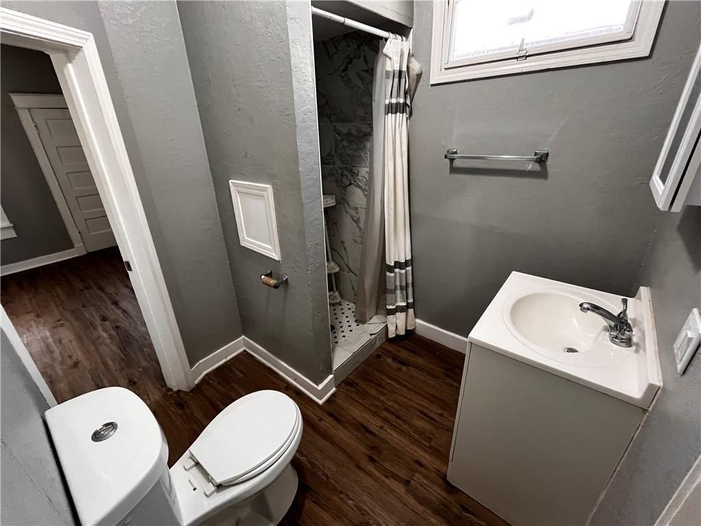2624 Jarboe Street — photo 10