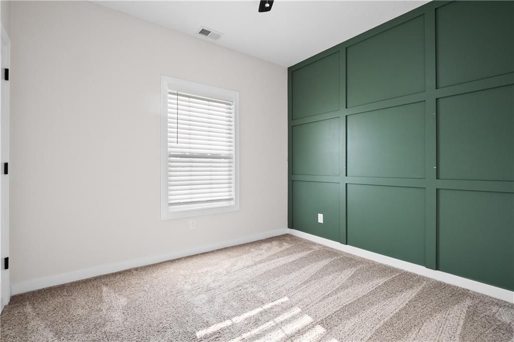 9622 N K92 Highway — photo 16