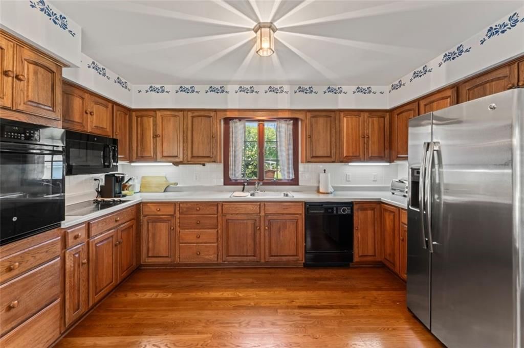 206 E 206 E Oak Street — photo 15