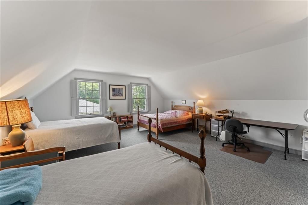 206 E 206 E Oak Street — photo 34