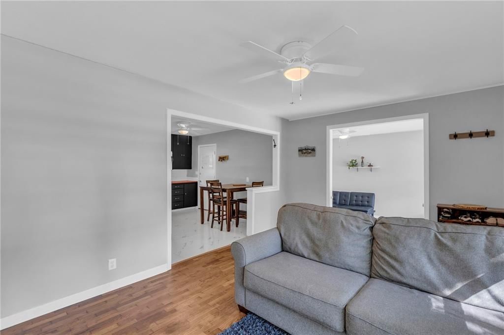 1122 S Cedar Street — photo 7