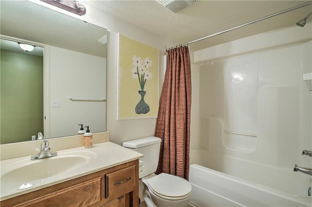 1409 NE Stonewood Drive — photo 20