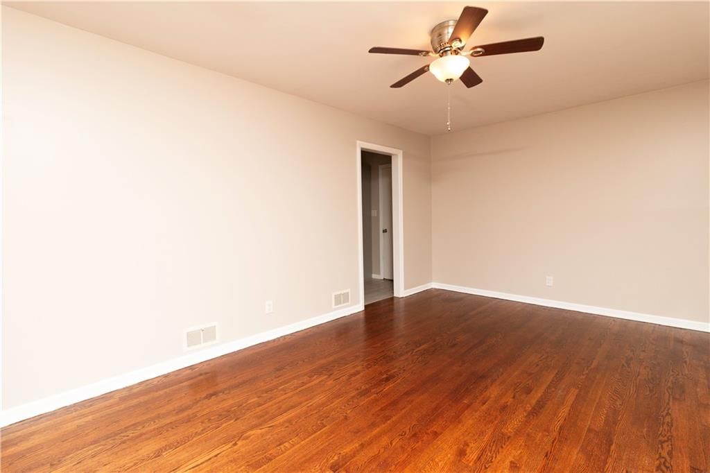 6122 W 54th Street — photo 5