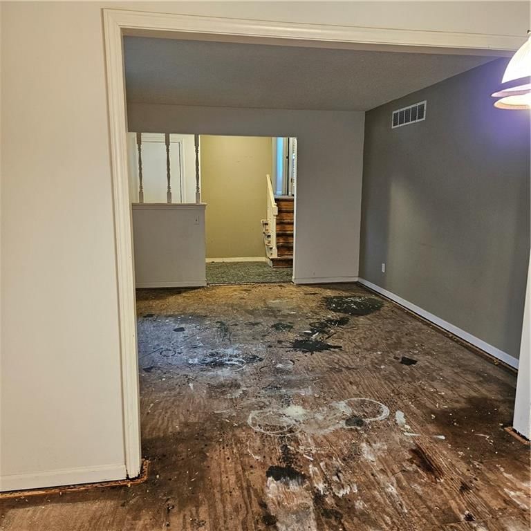 317 Berry Avenue — photo 5
