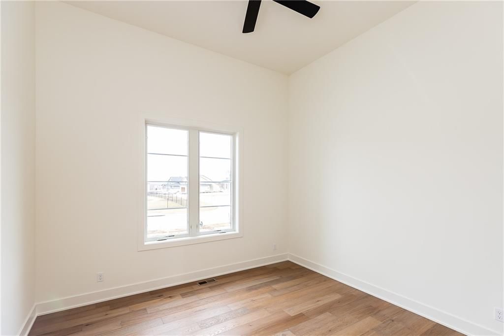 3801 W 187th Street — photo 6