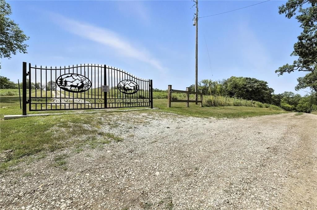 5361 NE JC Penney Drive — photo 22