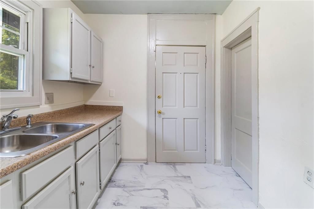 5512 Jackson Avenue — photo 10