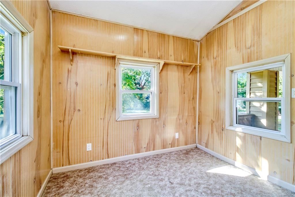 1016 W Linden Avenue — photo 13