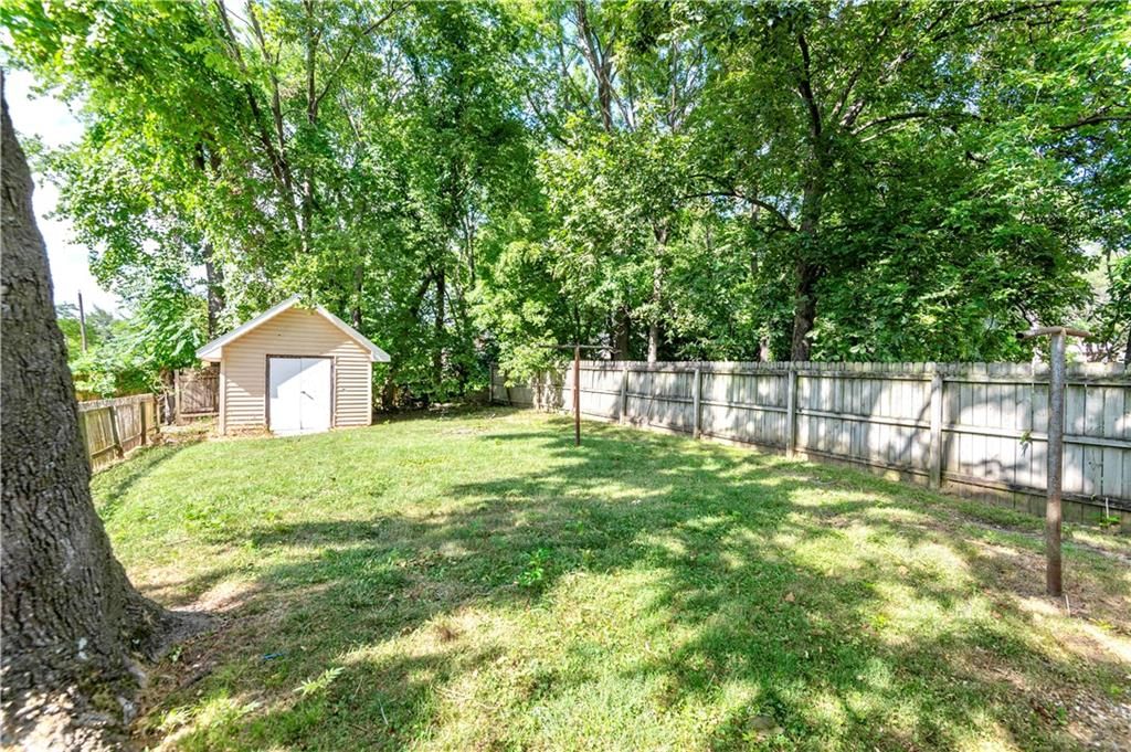 1016 W Linden Avenue — photo 24