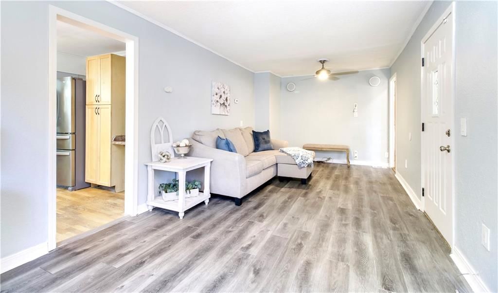 1016 W Linden Avenue — photo 5