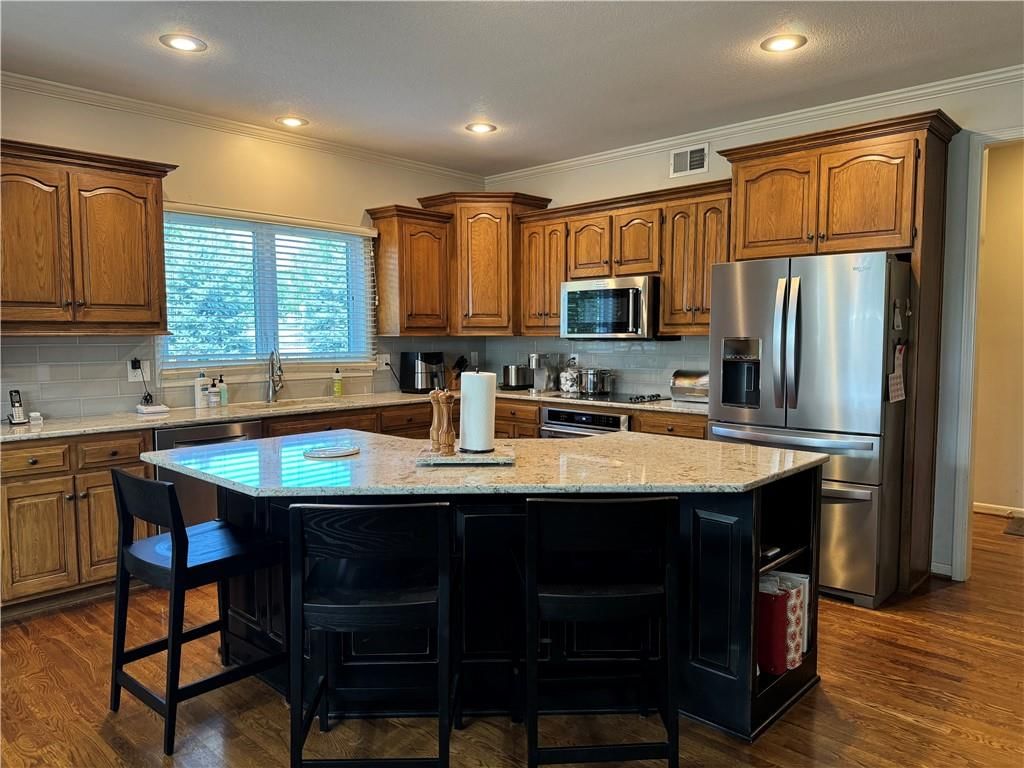9510 Cailler Drive — photo 29
