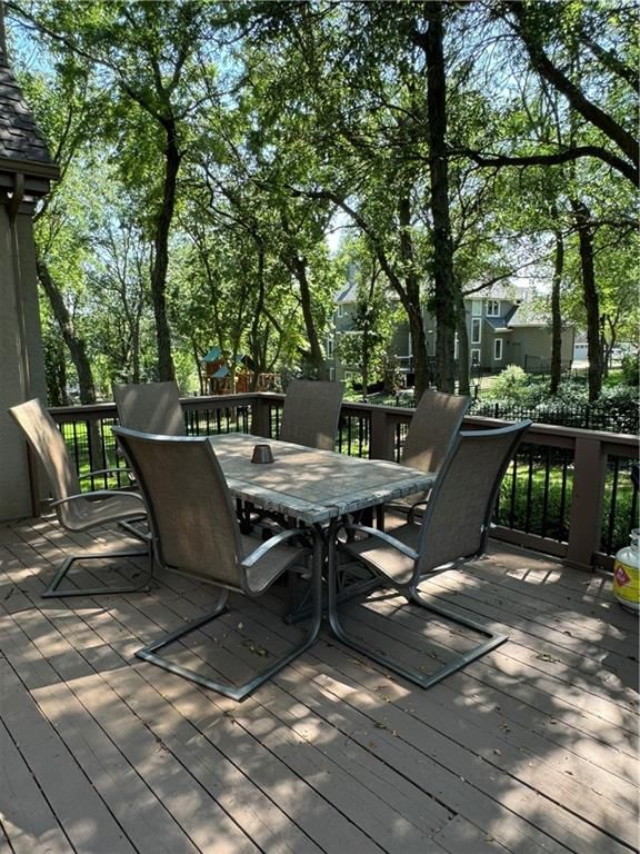 9510 Cailler Drive — photo 8