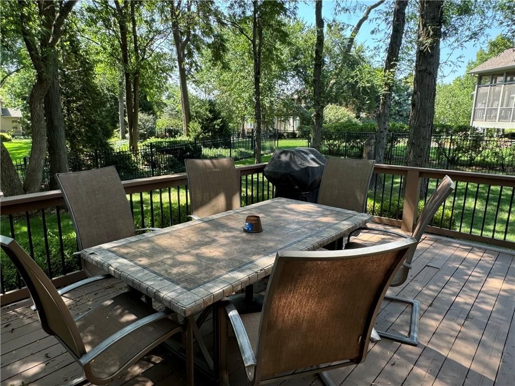 9510 Cailler Drive — photo 9