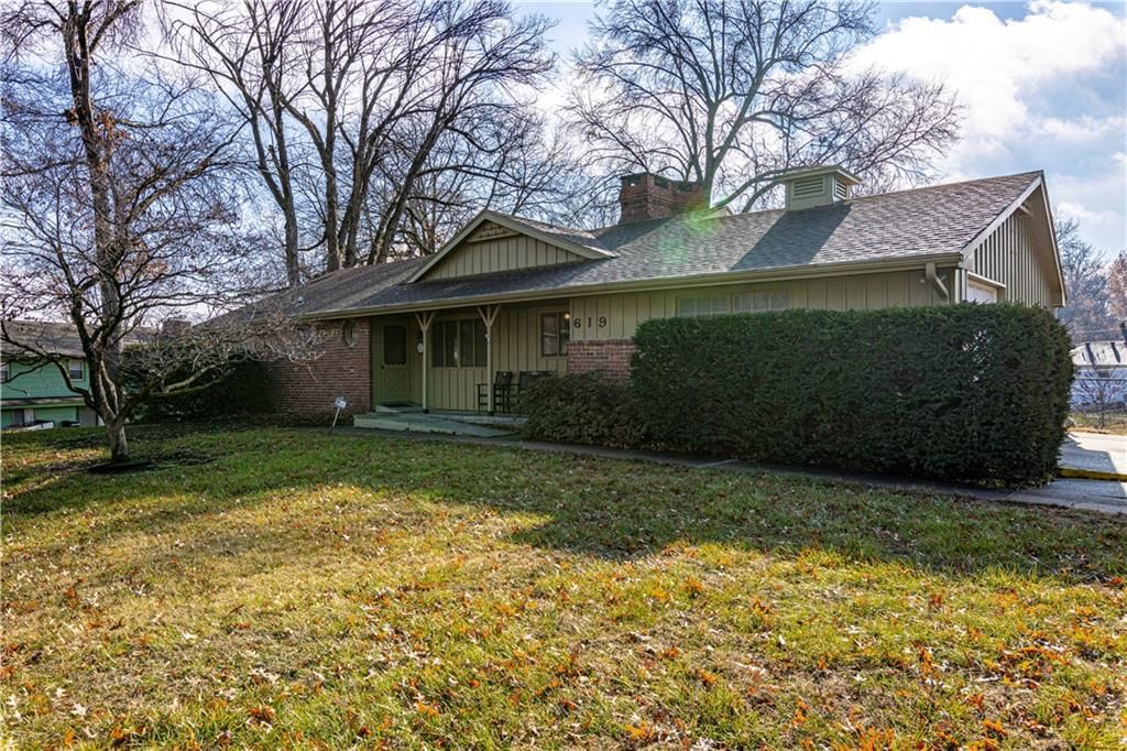 619 E Linwood Avenue — photo 3