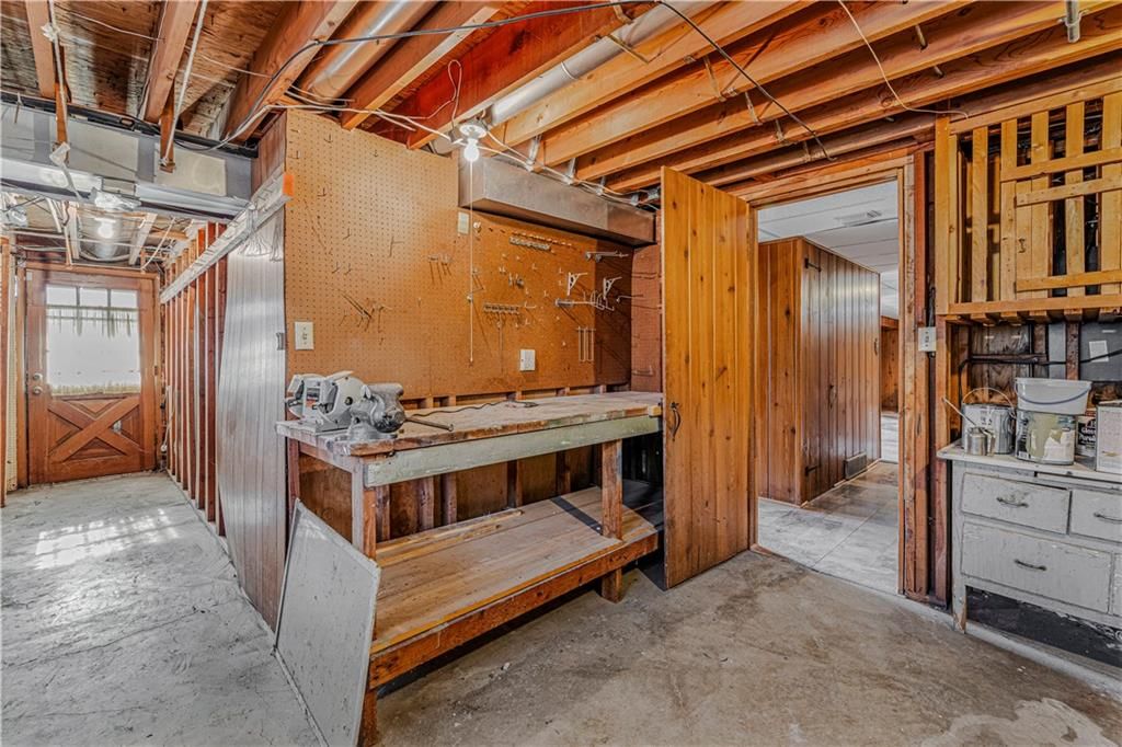 619 E Linwood Avenue — photo 43